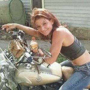 Meet your Posher, Carrie